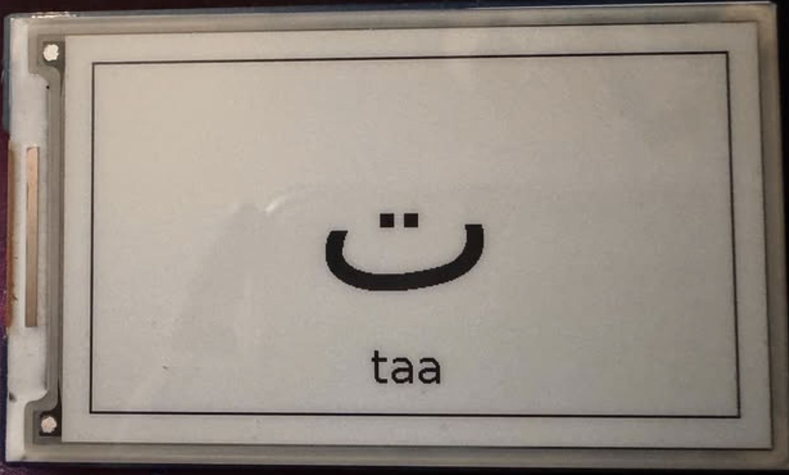 Arabic alphabet e-ink flashcards project displayed on a Raspberry Pi Pico and e-paper screen